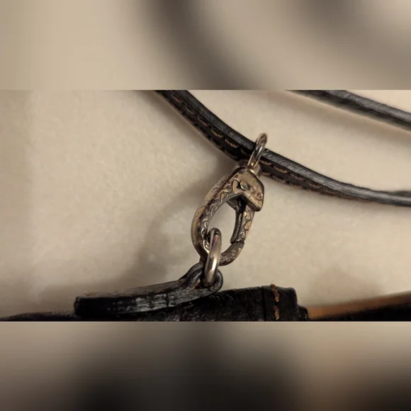 Brighton crossbody bag with additional wristlet strap - Picture 12 of 15